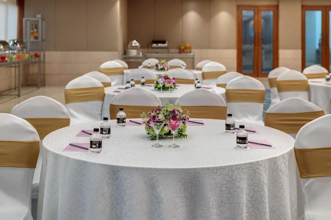 The Fern Residency Turbhe Hotel Navi Mumbai Exterior photo