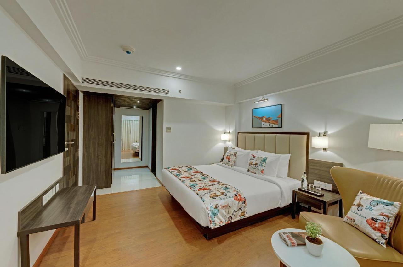 The Fern Residency Turbhe Hotel Navi Mumbai Exterior photo