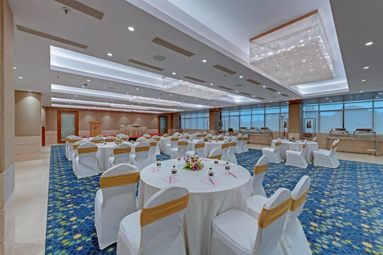 The Fern Residency Turbhe Hotel Navi Mumbai Exterior photo